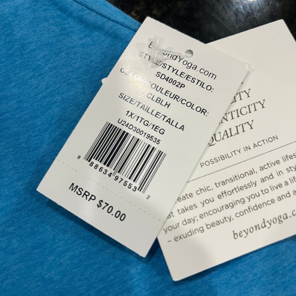 Beyond Yoga Racerback top - Picture 4 of 4